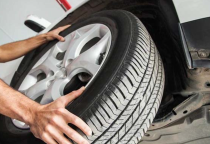 Thay Lốp Ô Tô Tận Nơi Có Tốt Không? Ưu Và Nhược Điểm