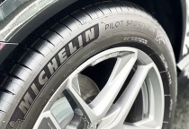 9 Sản Phẩm Hỗ Trợ Ô Tô Không Thể Thiếu Giúp Tài Xế An Toàn Trên Mọi Hành Trình